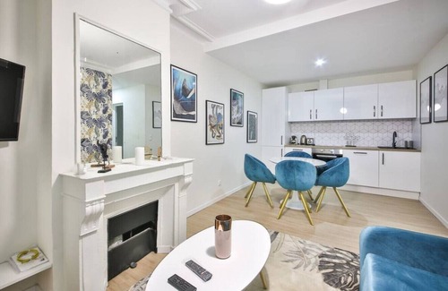 8th Arrondissement Apartment | B0.4pers apartment#Champs Elysées#Arc de Triomphe