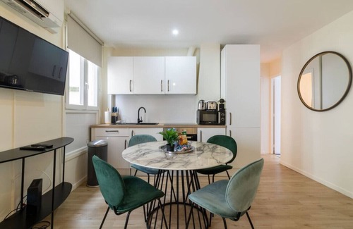 Faubourg-du-Roule Apartment | B1.Two Bedrooms#Champs Elysées#Arc de Triomphe#AC