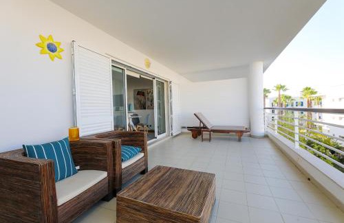 Telheiro Apartment | B19 - Marina Bay Apartment