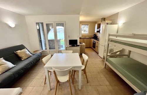 Calcatoggio Apartment | B2 Apartment sea and mountains view, Residence Padovani Marina, ground floor