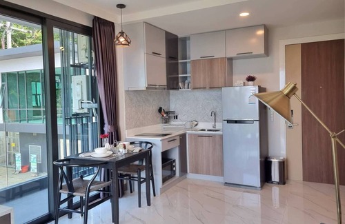 Ao Nang Apartment | B204-Nice Seaview 1 Bedroom 300 meters walk to Ao Nang Beach