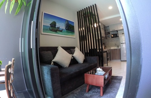 Ao Nang Apartment | B207-Hi-Ended Pool Access 1 bedroom 300m walk to Ao Nang Beach