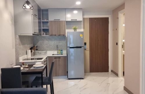 Ao Nang Apartment | B207-Hi-Ended Pool Access 1 bedroom 300m walk to Ao Nang Beach
