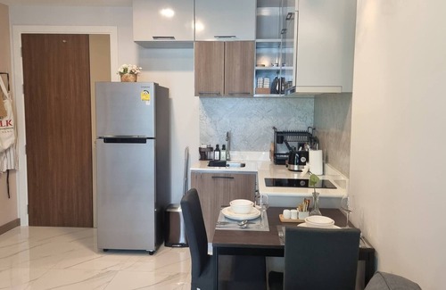 Ao Nang Apartment | B505-Top Floor Pool View 1 Bedroom 300m Walk To Ao Nang Beach