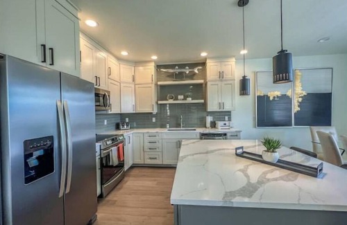Quincy House | B51-Executive Getaway Sunserra Columbia River