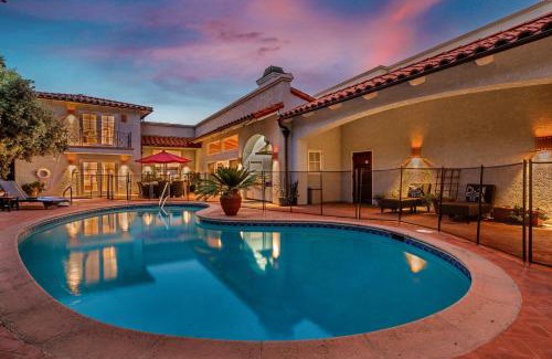 Beach Barber Tract House | B5250 Playa Vista Beachfront