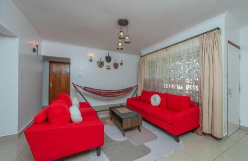 Westlands Apartment | B8- FULLY FURNISHED AND SERVICED 2 Bedroom Apartment in WESTLANDS NAIROBI with Back Up Power Generator