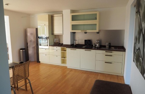 Unterrath House | B8 - just a private accommodation