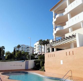 Albardeira Apartment | B80 - Gideon Albasol 2 Apartment in Lagos