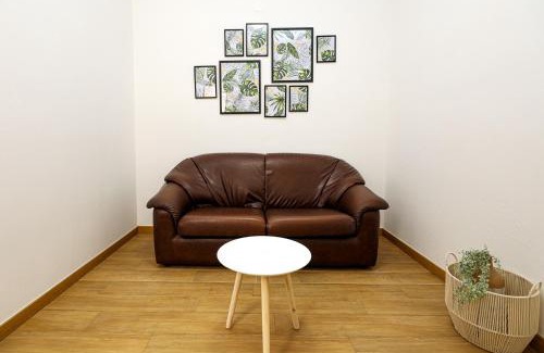 Alfarrobeira Apartment | B87 - Windmill 2 Bed Apartment in Odiaxere