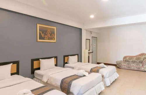 Lat Krabang Apartment | B9 Airport Resident