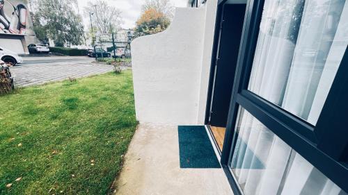 Neuehrenfeld Apartment | Baadenbergerstr stay
