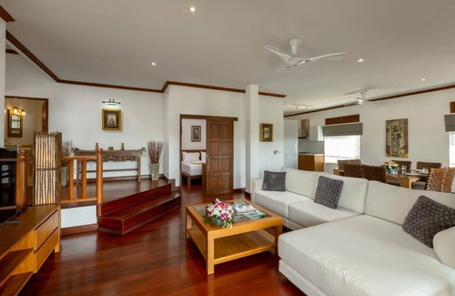 Karon Villa | Baan Angelo 3 Bed Private Pool Villa, Kata Hill