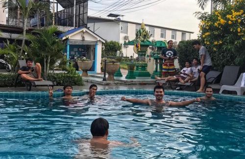 Na Kluea Resort | Baan Kaew Ruen Kwan