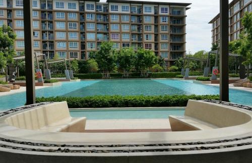 Cha-am Apartment | Baan Thew Lom by Meaw