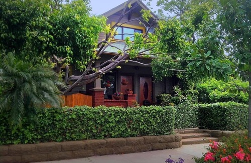 Lower State Apartment | Baby Dux - Hip Hideaway on the Urban Wine Trail