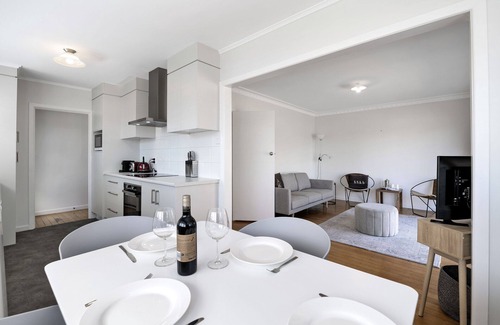 Mount Maunganui House | Bach on Pitau - Mt Maunganui Holiday Home