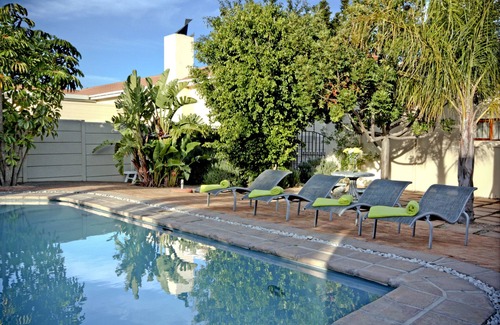 Somerset West Apartment | Bachelor Apartment for 2 person