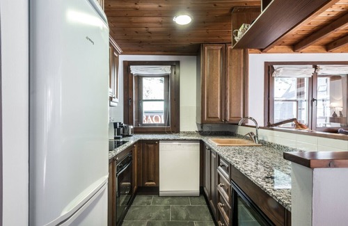 Baqueira Apartment | Baciver Beautiful apartment for 5p at the foot of the slopes in Cota 1500 of Baqueira-Beret