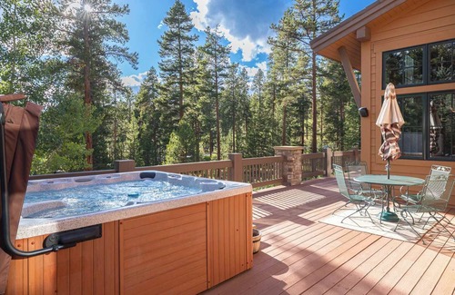 Granby House | Back 9 Lodge | Golfside Hot Tub Luxury Escape