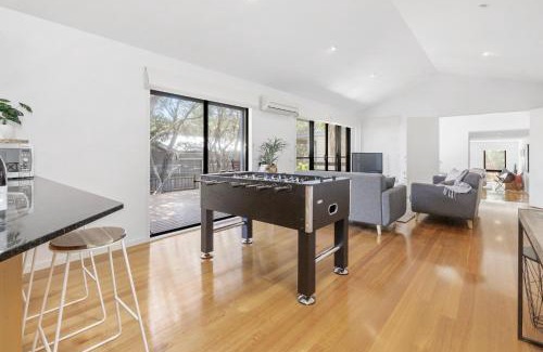 Rye House | Back Beach Retreat - Dual Living Accommodation in Rye