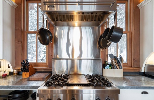 Mountain Village House | Back Door Ski In/out Fireplace, Hot Tub, Huge Views Alpine Luxury At Copper Hollow 6 Bedroom Home by RedAwning