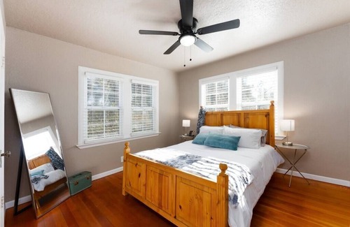 Diamond Springs House | Back Of The Moon Cottage In The Hills