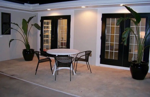 Central Beach House | Back on Market After Hosting Long-Term Tenant!