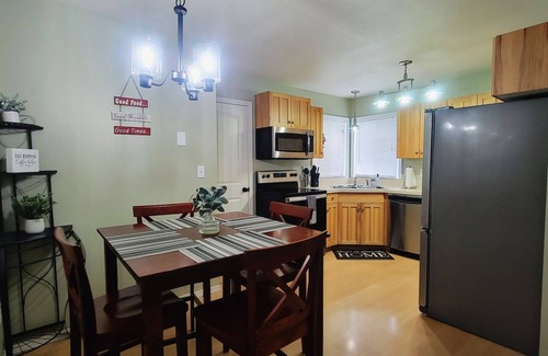 Lakeside House | Back Yard Oasis, walk to Flathead Lake/downtown minutes from Blacktail Mountain!