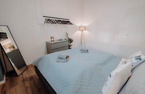 Ludwigsburg Apartment | BackHome - MAISIONETTE - 120qm - Fantastische Schlosslage - SmartTV - Waschmaschine - Netflix - 24h Checkin- Apartment 4