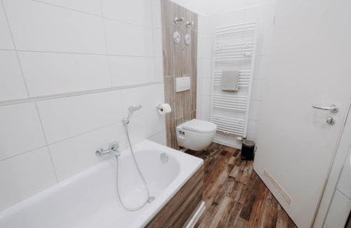 Ludwigsburg Apartment | BackHome - MAISIONETTE - 120qm - Fantastische Schlosslage - SmartTV - Waschmaschine - Netflix - 24h Checkin- Apartment 4