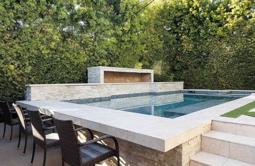Bay Park House | *Backyard Oasis*Close to Beach*
