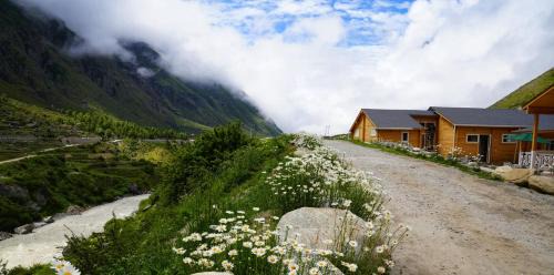 Chamoli Resort | Badri Resort Mana, Badrinath