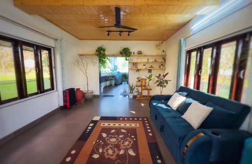 Gunehr Villa | Bagicha Baithak