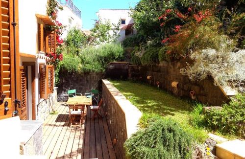 Ustica House | Baglio Antico Forno