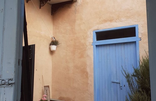 Alcamo House | Baglio Ficus Nina aria di poesia.