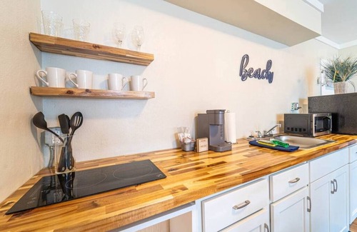 Bahama Beach Apartment | Bahama Breeze | Cozy 1BR |Open Thunder Beach