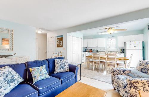 Bethany Beach House | Bahamas Beach Cottages - 602 New Providence