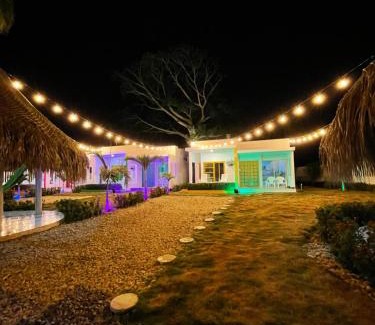 San Antero House | Bahia Tropical Sandia Kiwi Piña