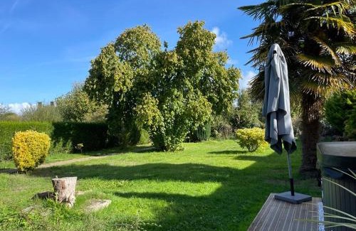 Roz-sur-Couesnon House | Baie du mont saint michel - 6 personnes - Spa privatif