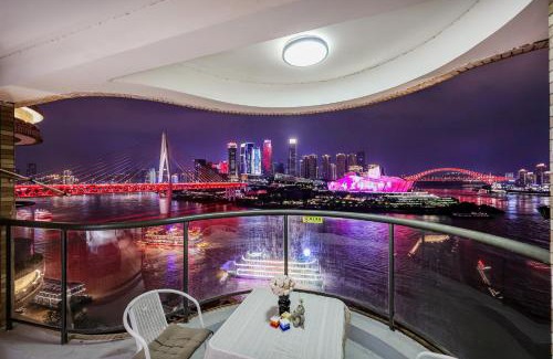 Yuzhong Apartment | Baihong Riverview Drone Show Apartment-Hongya Cave