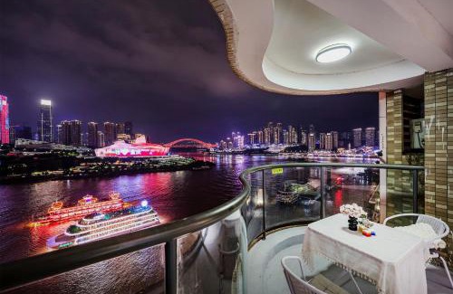 Yuzhong Apartment | Baihong Riverview Drone Show Apartment-Hongya Cave