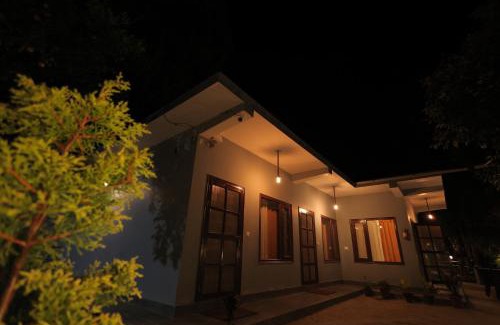 Bhimtal House | Bajoon homestay
