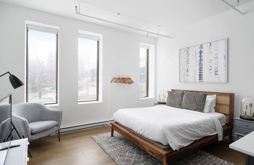 International District Apartment | BAKAN - Gem in the city : MODERN Loft in Old Mtl/DT