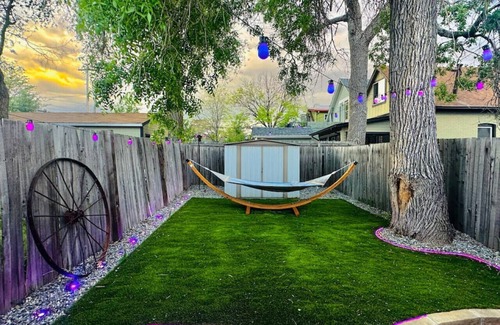Baker House | Baker St. Abode | Mins to Downtown | Walkable