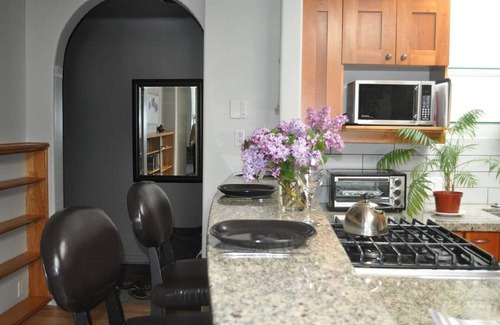 Nelson Condo | Baker Suite Vacation Rentals.