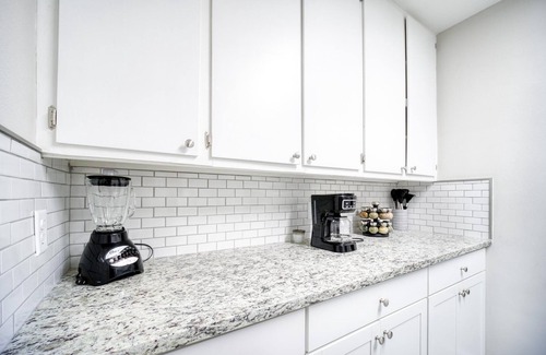 Jacksonville House | ~Bakery Buyout Sleeps 18 Krispy Kreme~