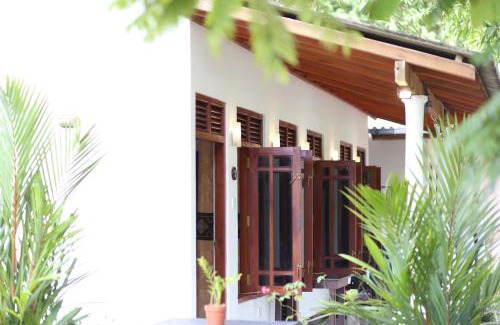 Mirissa Hotel | Bakery Family Guest House