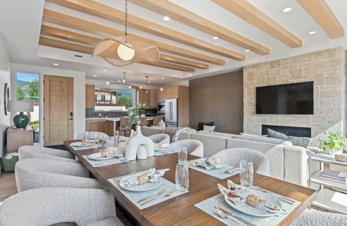Midway House | Balance Refuge at Ameyalli