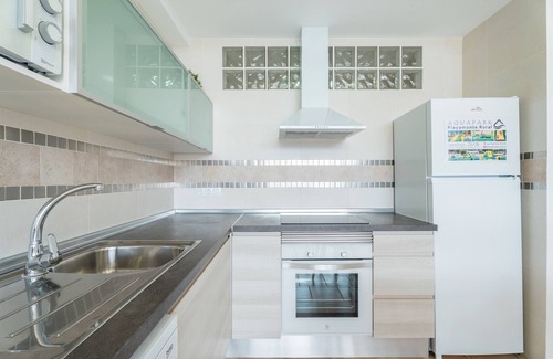 Navarres Apartment | Balcón de las Fuentes: Design, comfort and unique views